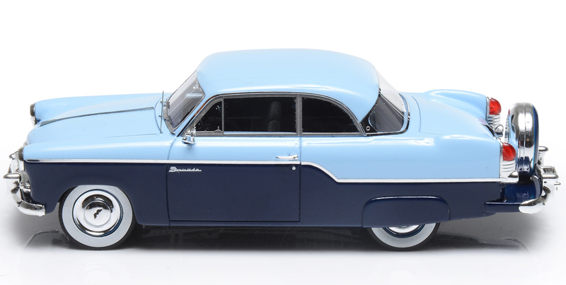 Willys Aero Bermuda Limousine Hard Top 2 türig 1955 hell blau / dunkel blau 1:43