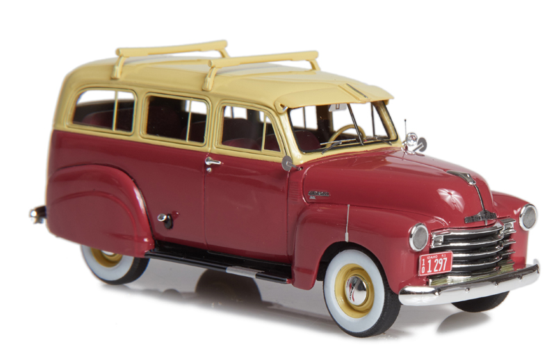 Chevrolet Suburban 1949 - 1953 beige / Kastanienbraun 1:43