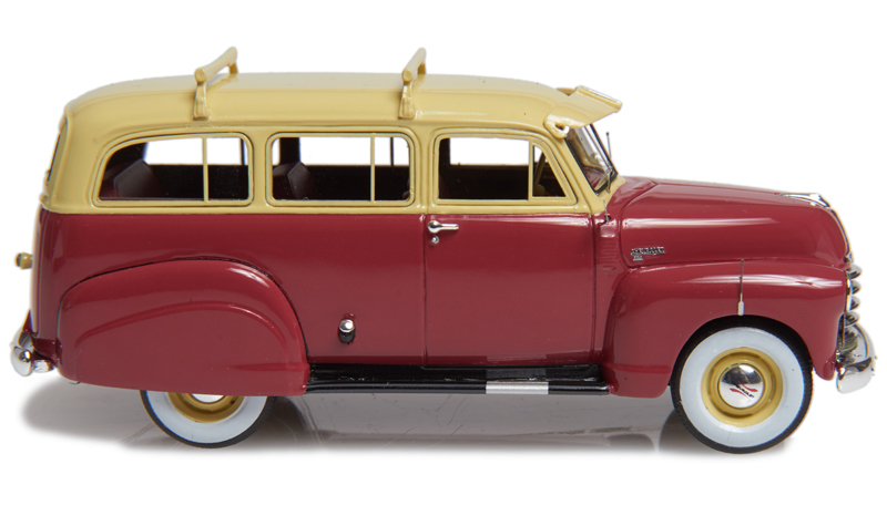 Chevrolet Suburban 1949 - 1953 beige / Kastanienbraun 1:43