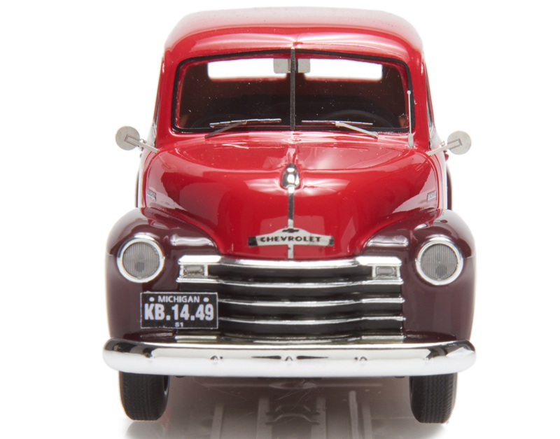 Chevrolet Suburban 1949 - 1953 rot / Kastanienbraun 1:43