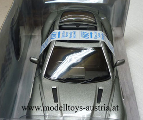 Aston Martin V12 Vanquish James BOND 007 Stirb an einem anderen Tag 1:18