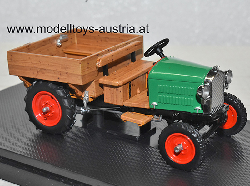 Kaiser Autotraktor 1945 grün / braun 1:43 Philatelie Liechtenstein