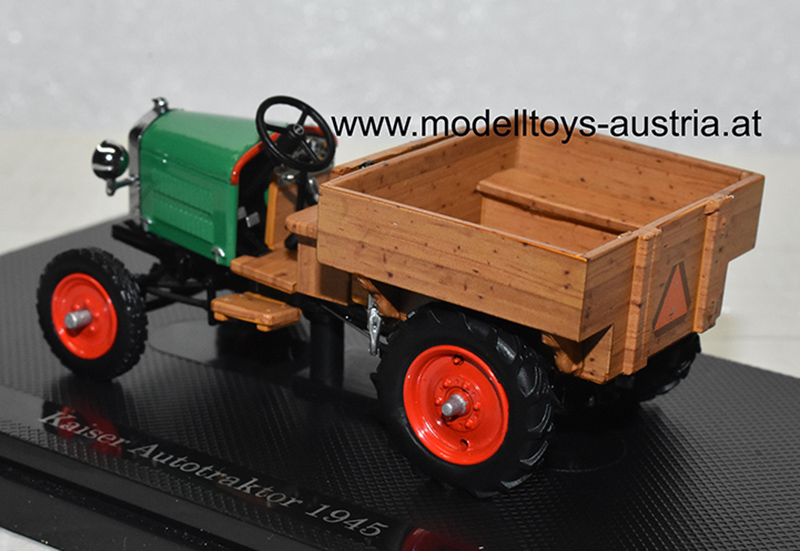 Kaiser Autotraktor 1945 grün / braun 1:43 Philatelie Liechtenstein