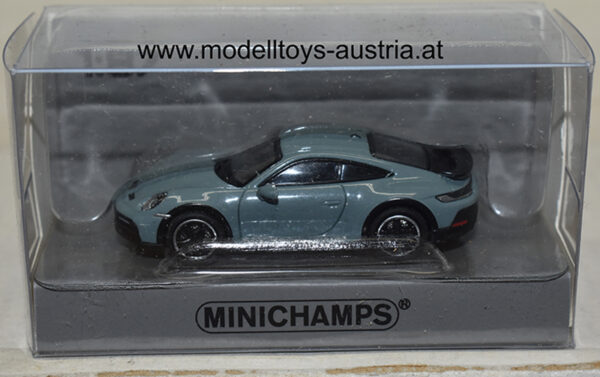 Porsche 911 992 Coupe DAKAR 2022 hell grün metallik 1:87 H0