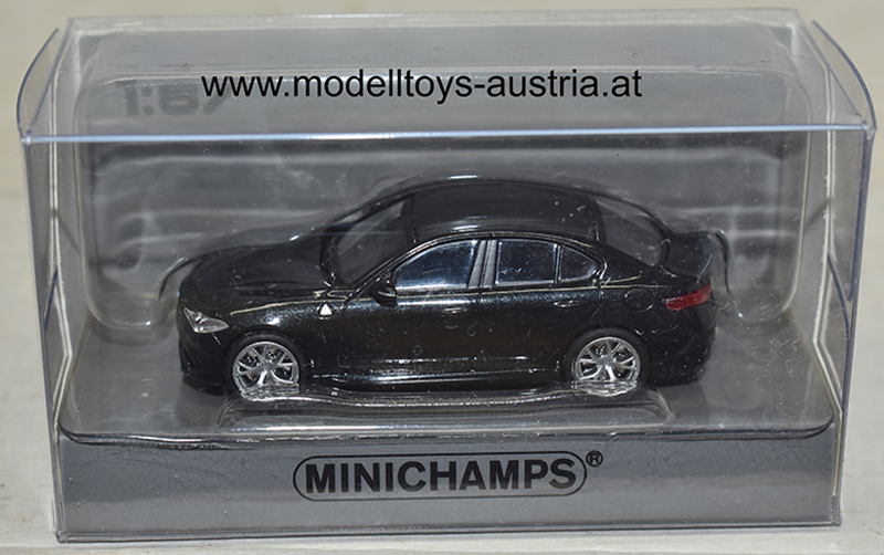 Alfa Romeo Giulia QUADRIFOGLIO 2017 schwarz 1:87 H0
