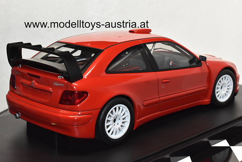 Citroen Xsara WRC 2004 PLAIN BODY Version rot 1:18 – Bild 3