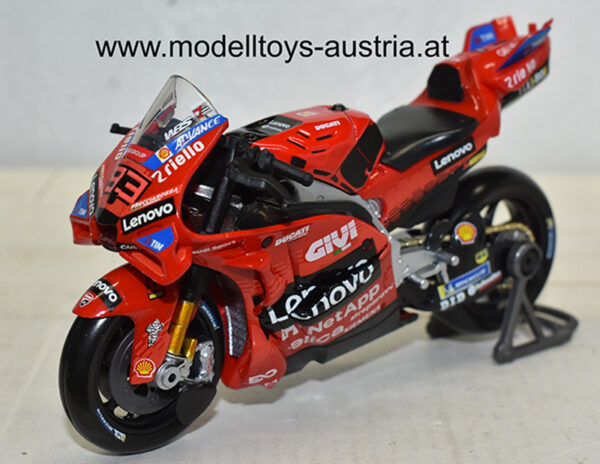 Ducati Desmosedici GP25 2025 Moto GP Marc MARQUEZ Weltmeister Team LENOVO 1:18